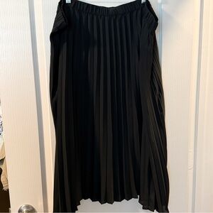 Ava & Viv Black A-Line Pleated Skirt